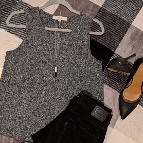LOFT Sweaters - 🎀B2GO! Ann Taylor LOFT Sweater Tank Top B&W